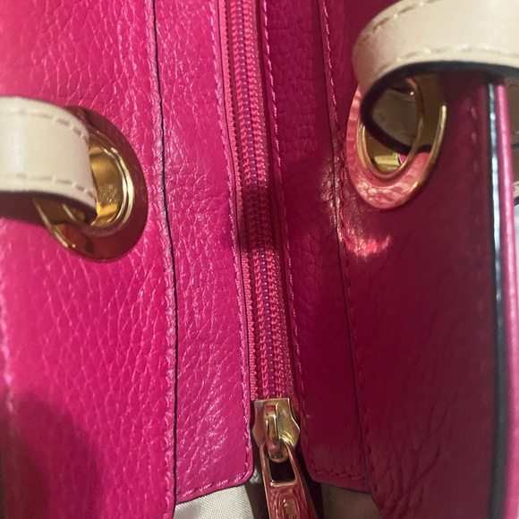 Michael Kors leather berry pink/magenta/fuschia satchel - Picture 9 of 9